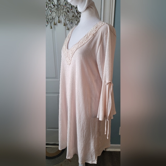 NAÏF Anthropologie Boho Flowy Shift Dress Womens M Cream Floral Crochet V Neck - Picture 2 of 13